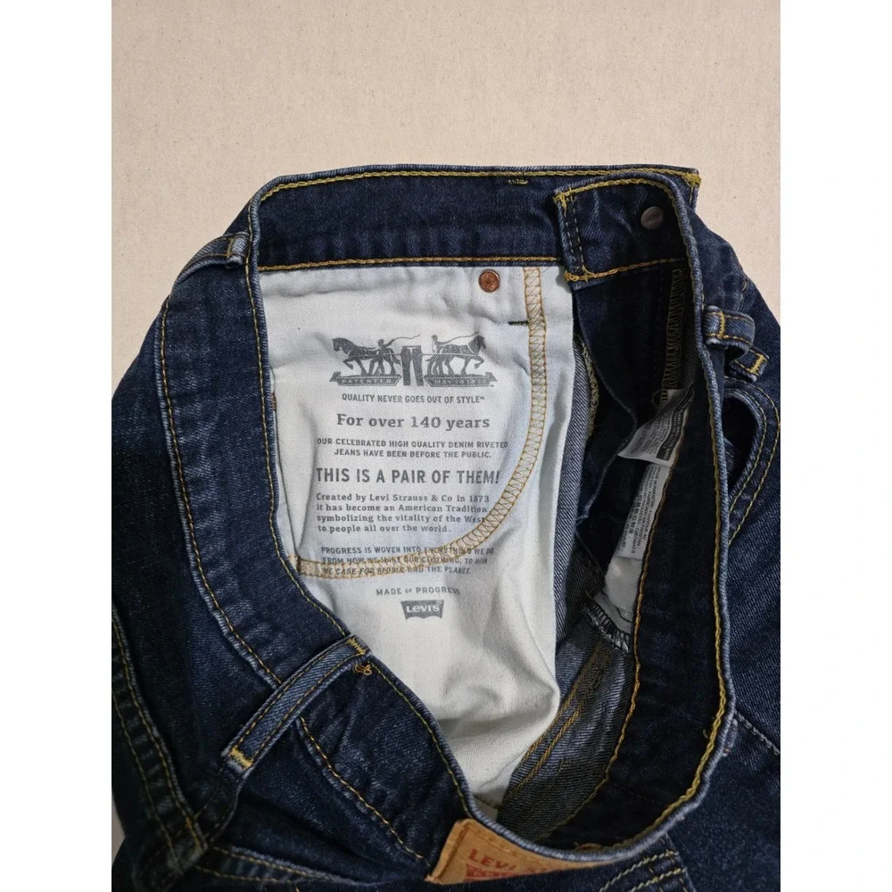 Levis 541 Athletic Taper Mens 29 Dark Wash Denim Shorts Stretch Blue 23778-0017